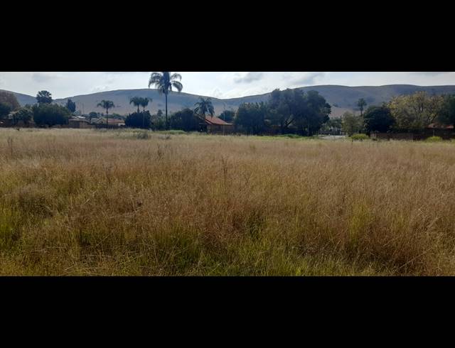 8,224M² VACANT LAND FOR SALE IN SUIDERBERG